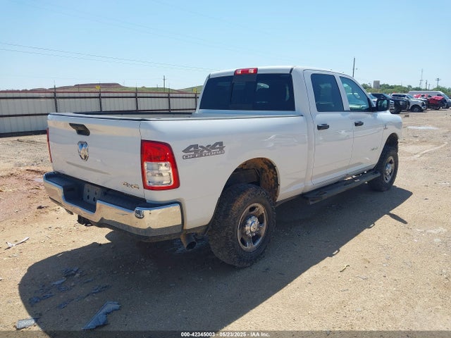 3C6UR5CL6KG621369 RAM 2500 Tradesman  4x4 6'4 Box