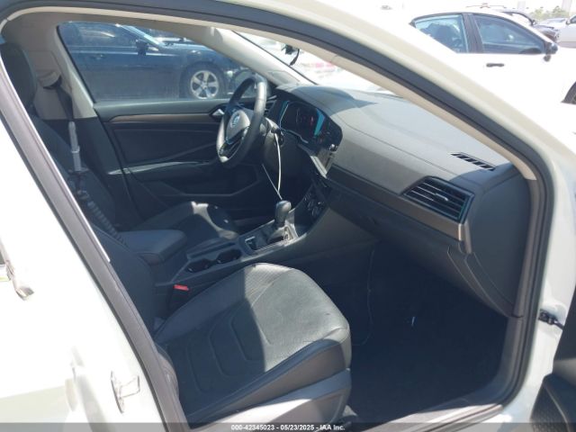 2020 VOLKSWAGEN JETTA 3VWGB7BU0LM042751 Photo 4