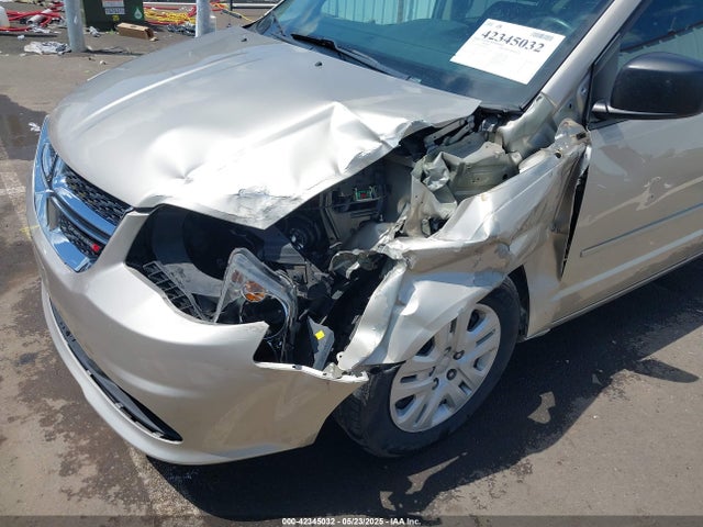 2C4RDGBGXFR599227 Dodge Grand Caravan