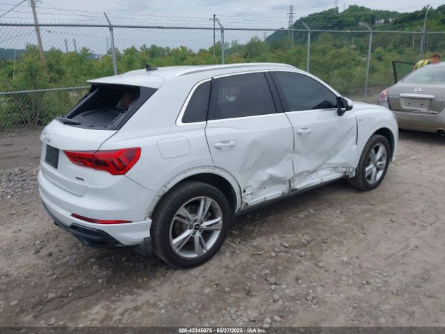 2022 AUDI Q3 WA1EECF38N1031860 Photo 3