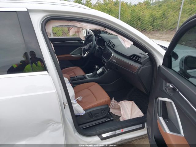 2022 AUDI Q3 WA1EECF38N1031860 Photo 4