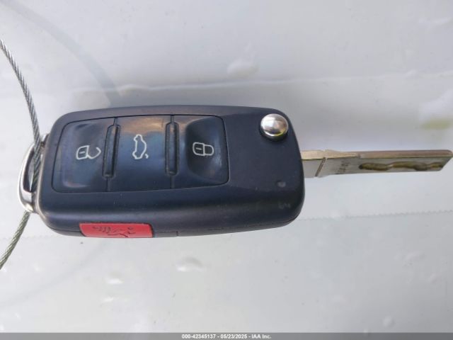 1VWBN7A35EC100691 Volkswagen Passat
