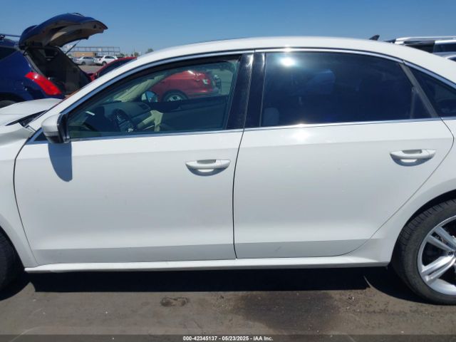 1VWBN7A35EC100691 Volkswagen Passat