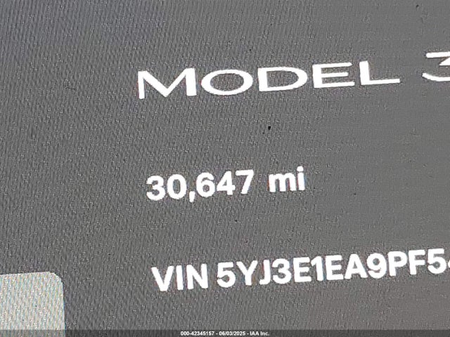 5YJ3E1EA9PF548726 Tesla MODEL 3