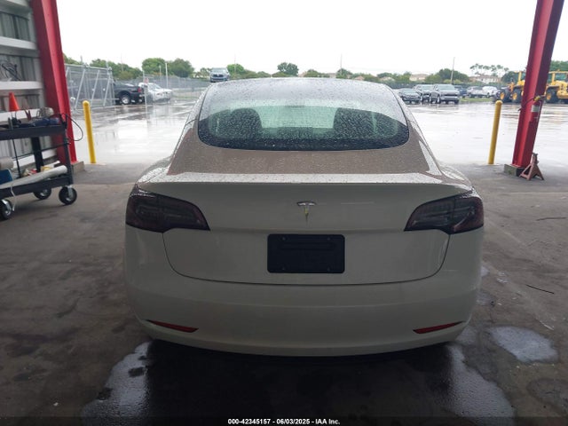 5YJ3E1EA9PF548726 Tesla MODEL 3