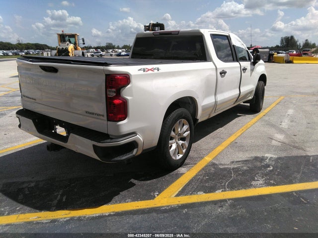1GCPDBEK1NZ505511 Chevrolet Silverado 1500 4wd  Standard Bed Custom