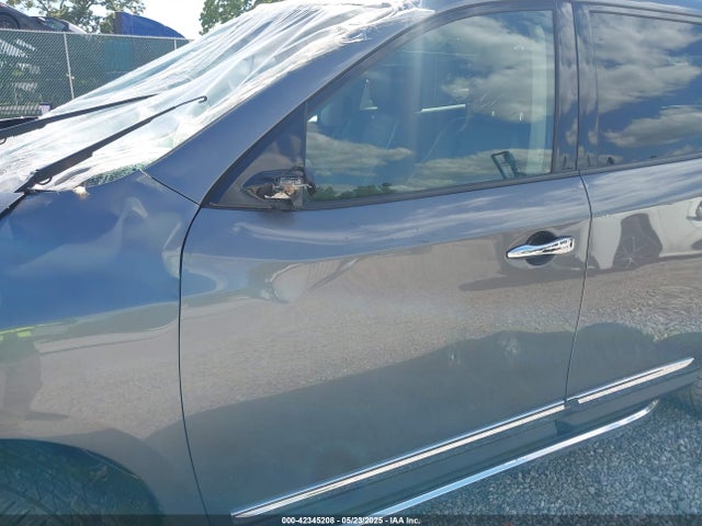 Nissan Pathfinder Platinum 2018 5N1DR2MM5JC649353 Image 17
