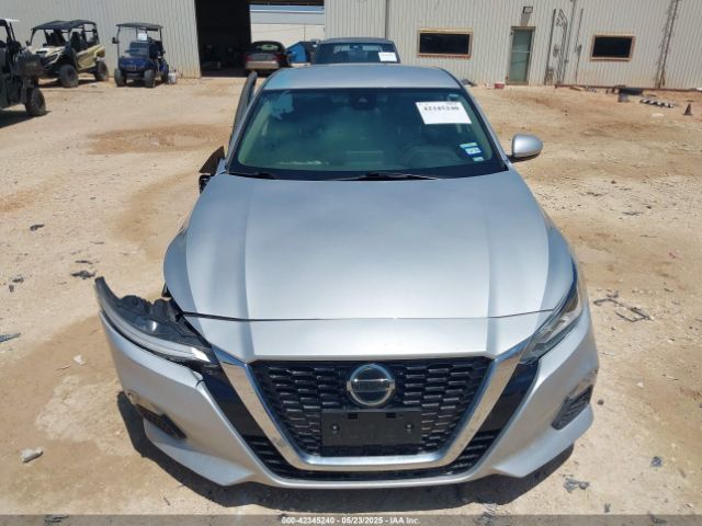 1N4BL4DV7MN335798 Nissan Altima Sv Fwd