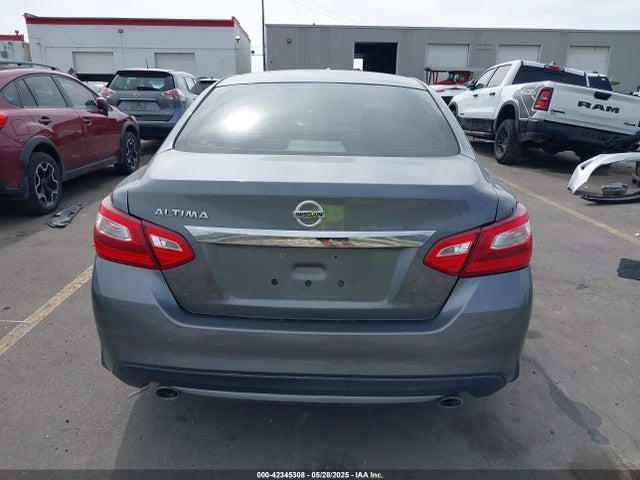 1N4AL3AP0HN359913 Nissan 2017