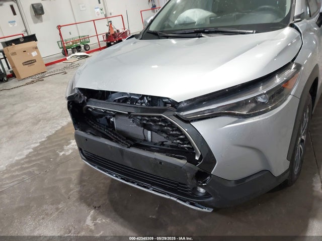 7MUDAABG4RV101637 Toyota Corolla Cross Xle