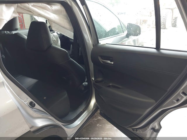7MUDAABG4RV101637 Toyota Corolla Cross Xle