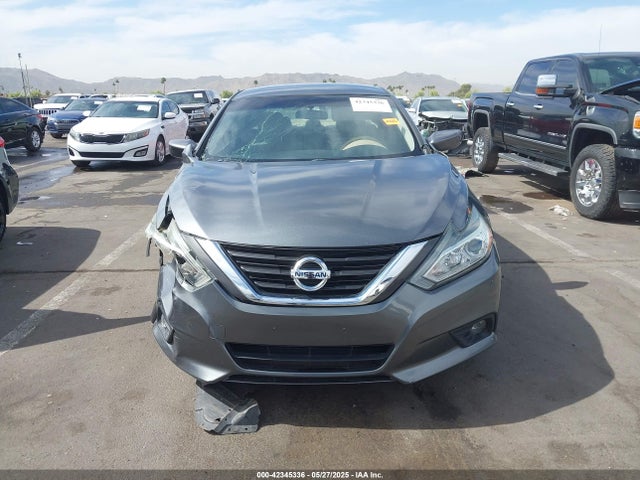 1N4AL3AP9GC125635 Nissan 2016