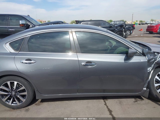 1N4AL3AP9GC125635 Nissan 2016