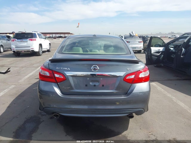 1N4AL3AP9GC125635 Nissan 2016