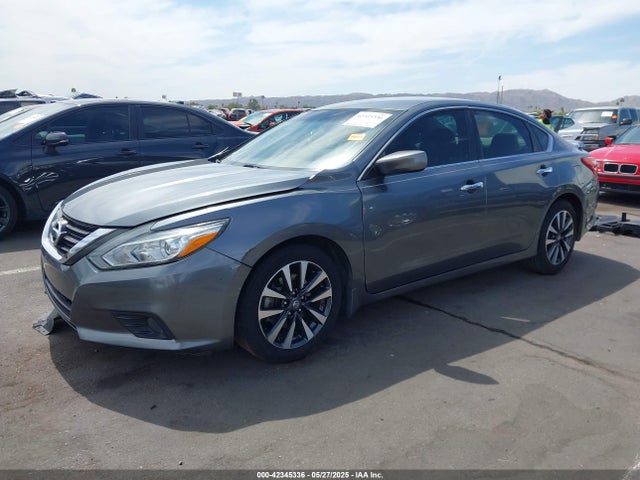1N4AL3AP9GC125635 Nissan 2016