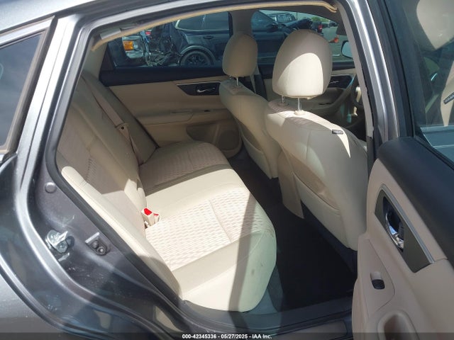 1N4AL3AP9GC125635 Nissan 2016