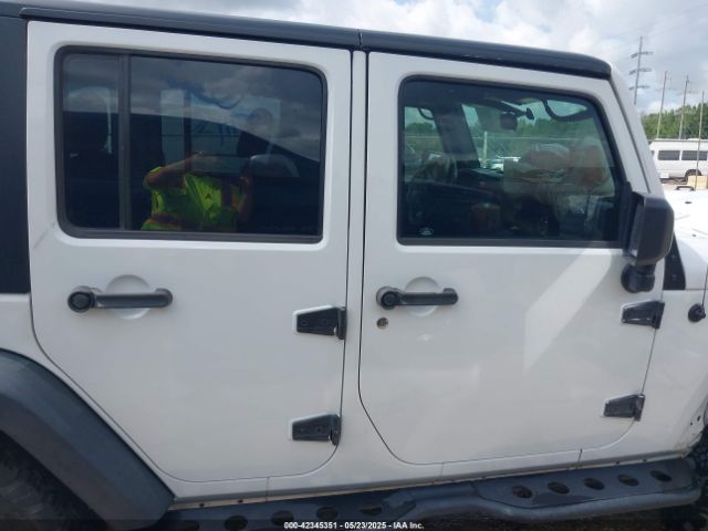 1C4BJWDG4FL641871 Jeep Wrangler Unlimited Sport