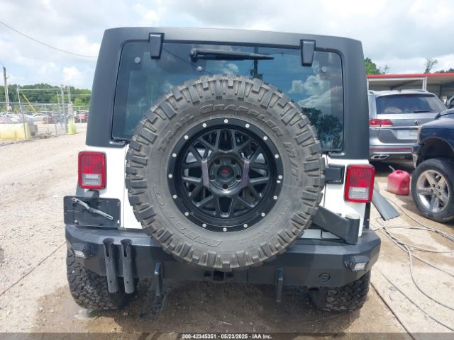 1C4BJWDG4FL641871 Jeep Wrangler Unlimited Sport