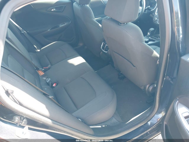 1G1ZD5ST0PF208301 Chevrolet Malibu Fwd 1lt