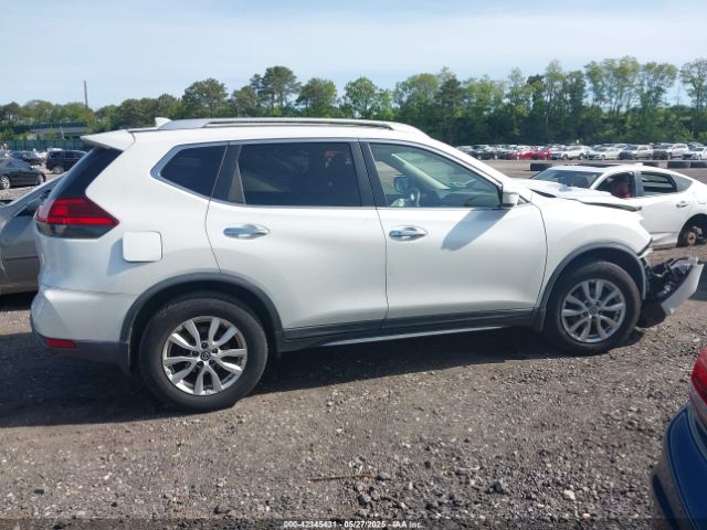 KNMAT2MV3HP572874 Nissan ROGUE SV