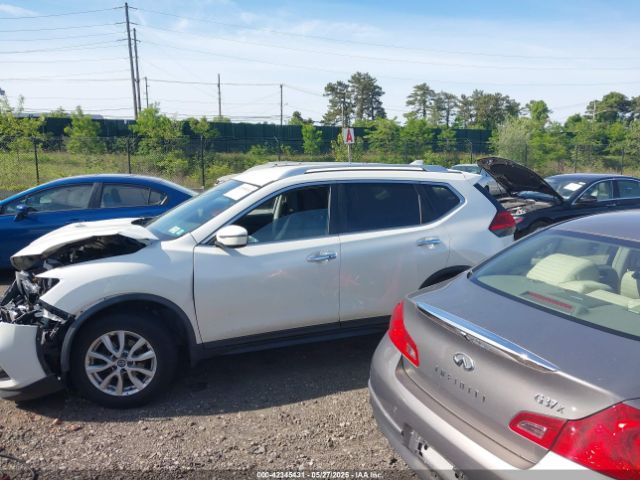 KNMAT2MV3HP572874 Nissan ROGUE SV