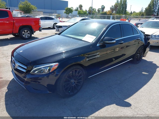 55SWF4JB9FU080889 Mercedes-Benz C-Class