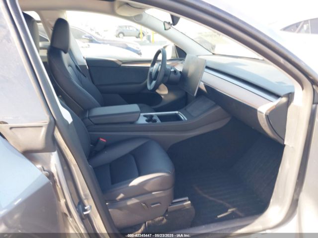 7SAYGDED4SF319152 Tesla 2025
