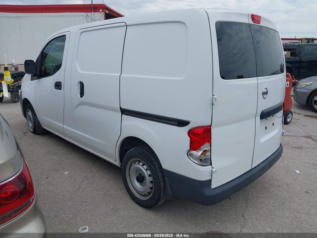 3N6CM0KN0HK707532 Nissan 2017