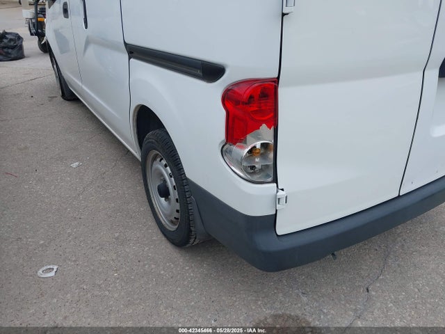 3N6CM0KN0HK707532 Nissan 2017