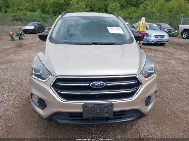 1FMCU0GD3JUB40334 Ford ESCAPE SE