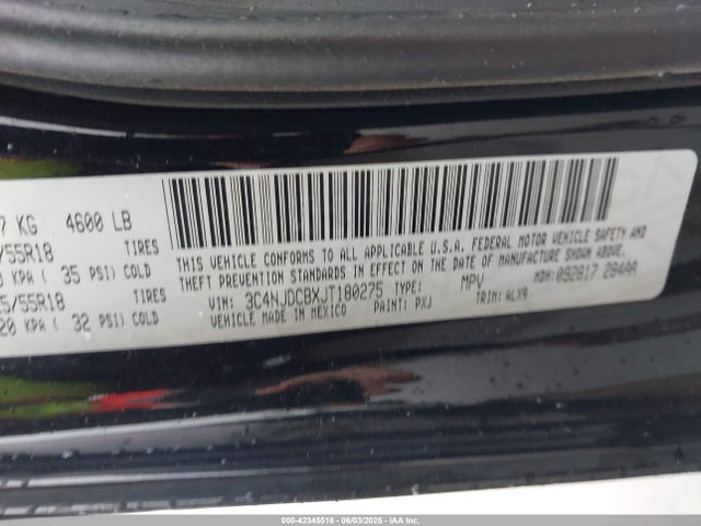 3C4NJDCBXJT180275 Jeep Compass