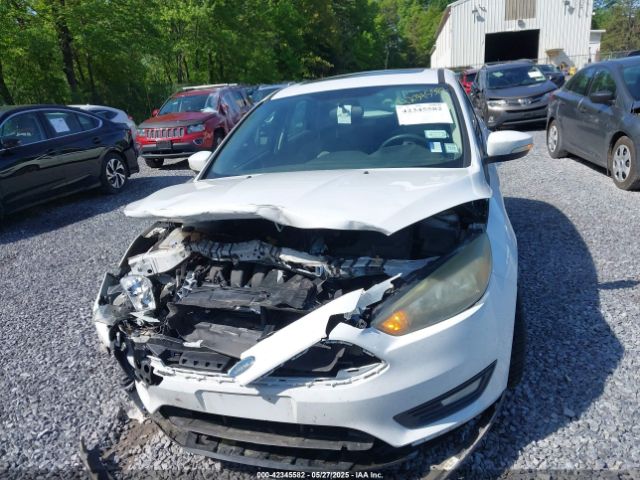1FADP3K26FL235125 Ford FOCUS SE