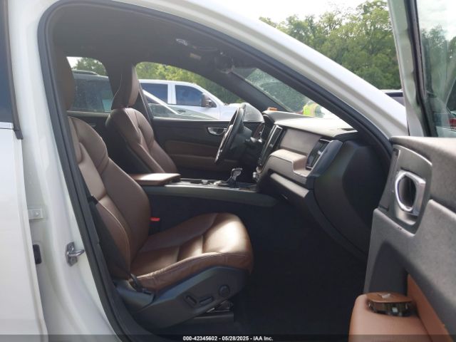 2021 VOLVO XC60 YV4A22RK8M1696361 Photo 4