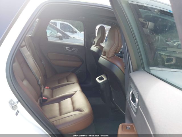 2021 VOLVO XC60 YV4A22RK8M1696361 Photo 7