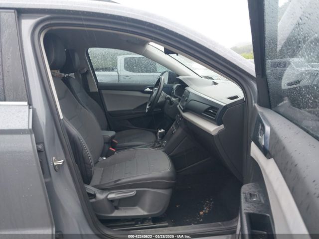 2022 VOLKSWAGEN TAOS 3VVRX7B28NM013577 Photo 4