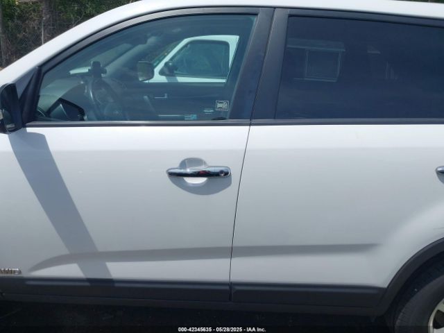 5XYKTCA61FG655694 KIA SORENTO LX