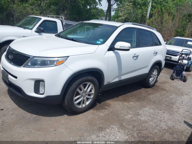 5XYKTCA61FG655694 KIA SORENTO LX