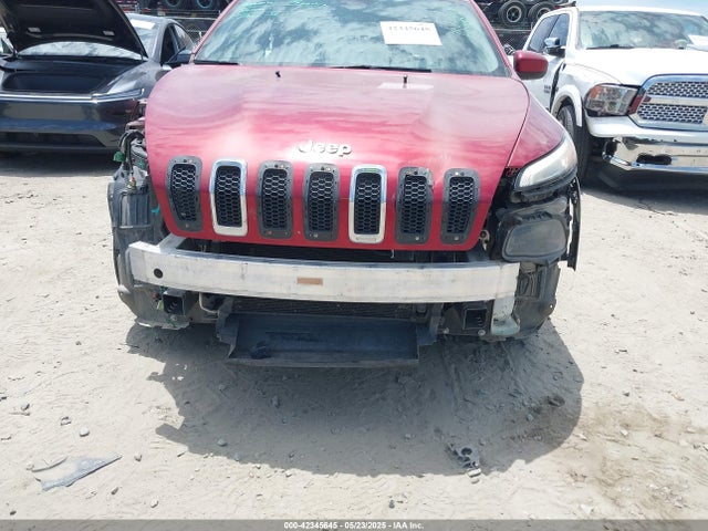 1C4PJLCS0EW116913 Jeep Cherokee