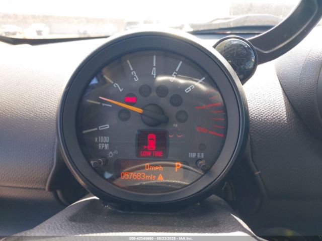 2016 MINI COUNTRYMAN WMWZC5C57GWU00192 Photo 6