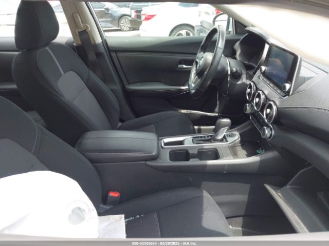 3N1AB8CVXNY271913 Nissan Sentra
