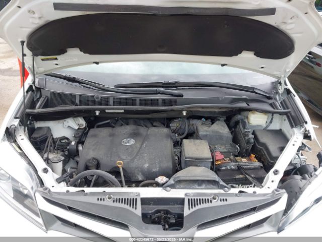 2019 TOYOTA SIENNA 5TDDZ3DC8KS224999 Photo 9