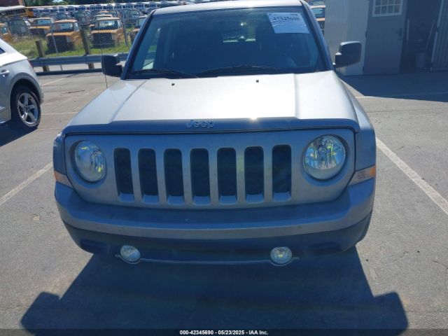 1C4NJPFAXGD622457 Jeep Patriot High Altitude Edition