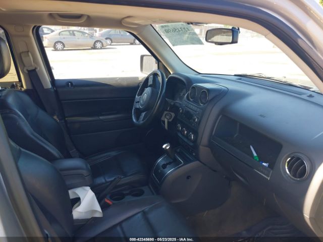 1C4NJPFAXGD622457 Jeep Patriot High Altitude Edition