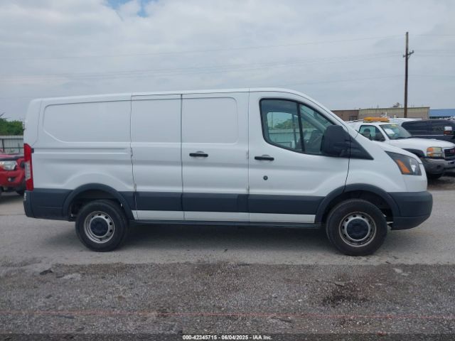1FTYR1ZM8HKB53620 Ford Transit-250
