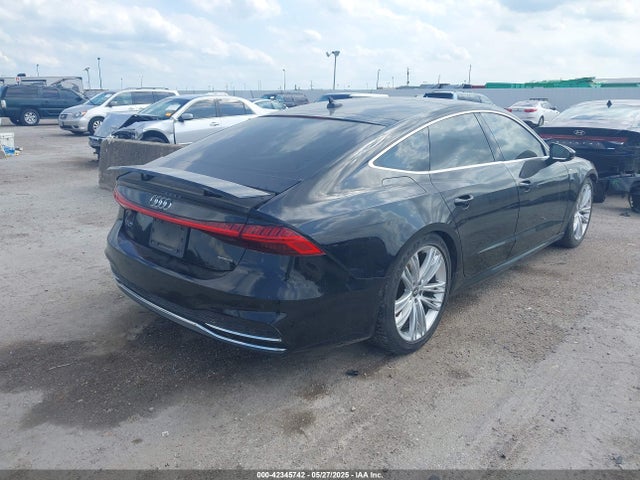 2019 AUDI A7 WAUU2AF2XKN026683 Photo 3