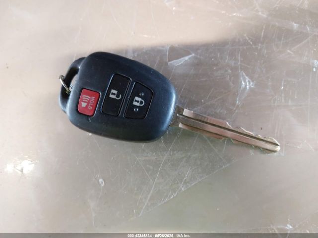 2012 TOYOTA PRIUS C JTDKDTB39C1023250 Photo 10