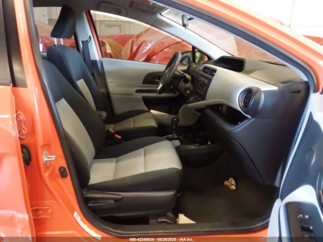 2012 TOYOTA PRIUS C JTDKDTB39C1023250 Photo 4