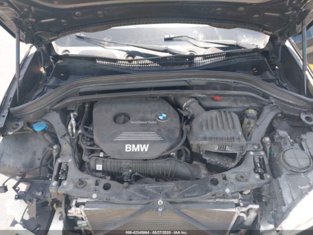 2018 BMW X1 WBXHT3C35J5K27371 Photo 9