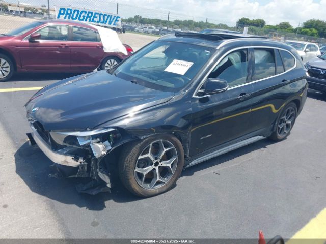 2018 BMW X1 WBXHT3C35J5K27371 Photo 1
