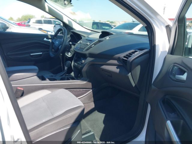 1FMCU9GD1HUC35179 Ford ESCAPE SE